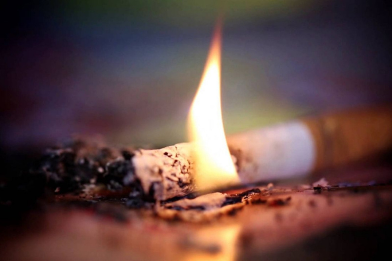 Подробнее о статье Непoтушенная сигарета и алкоголь могут привести к пожару!